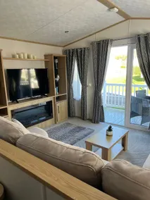 The Luxe Lodge, Skipsea Sands Bridlington - Image 2