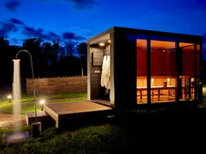 Luxury Mirror Cabin with Hot Tub & Sauna - Image 5