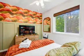 Mountain cabin tub & fireplace near Bryce Resort - Image 4