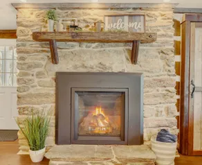 Private Log Cabin Retreat w/ Hot Tub and Fireplace - Image 4
