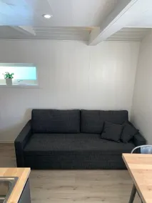 Newly renovated guesthouse (cleaning included) - Image 4