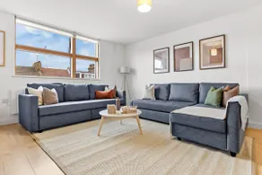 Comfortable 1 bed apartment Sleeps 6 Free Parking - Image 4