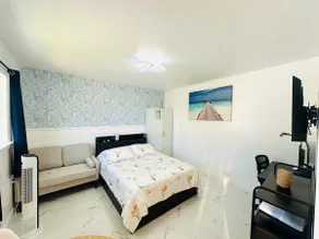 Cozy Private Studio with Hot Tub and Workspace Near Gulf Beaches - Image 4