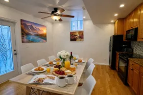 Spacious 2BR+Den Retreat| Fireplace | 10ft Ceiling - Image 4