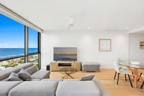 Yves Mermaid Beach Apartments by CLLIX - Image 2