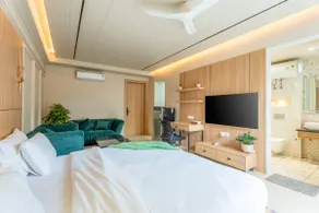 Elegent Studio On Golf course road @ Abode - Image 4