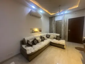 Gayatri Niwas - Image 3