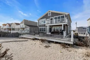 Beachfront Family Dream Home - Image 5