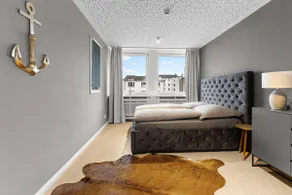 280 sqm / billiards / ping pong / foosball - Image 4