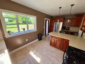 Cozy Seneca Home - Image 3