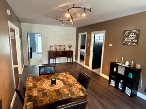 Cozy Seneca Home - Image 2