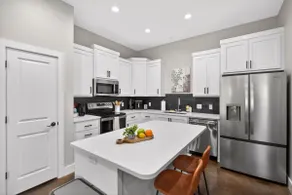 Brand New Home: Perfect for Long Stays - Image 4