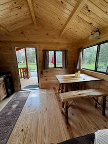 Deluxe Cabin w/ 3/4 Bath - Image 4