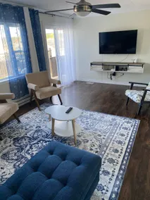 family friendly, 1King Suite & 2 Queen Rooms - Image 3