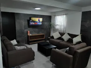 Enjoy a pleasant and central place. - Image 5