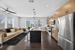 Luxury Condo w/ Balcony Downtown Atlanta - Image 3