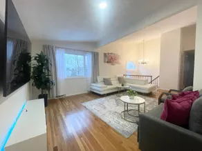 Beautiful 5 bedroom retreat, Pet Friendly, Boston - Image 2