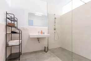 Riverside Apartment Comfort - Image 3