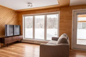 East Chalet - Image 2