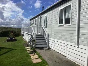 Idyllic Whitstable Lodge - Image 5