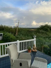 Idyllic Whitstable Lodge - Image 3
