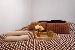 Large 2-room apartment - Image 4