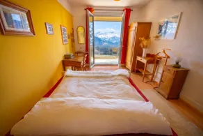 Large panoramic balcony · Alpine views · Family - Image 3