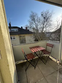 Perfect for 2 – stylish & close to the city - Image 3