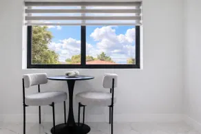 Luxury 1 King BR Retreat near Calle Ocho - Image 3