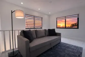 Luxury 1 King BR Retreat near Calle Ocho - Image 2