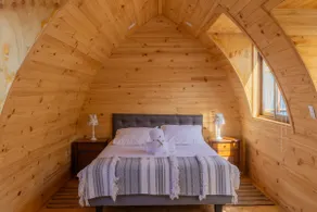Cabin for 2 with private outdoor Jacuzzi - Image 2