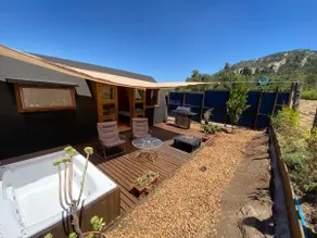 Cabin for 2 with private outdoor Jacuzzi - Image 3