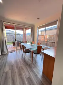 Modern 4BR Family Retreat in Donnybrook - Image 4