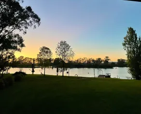 Tranquil River Retreat - Image 5