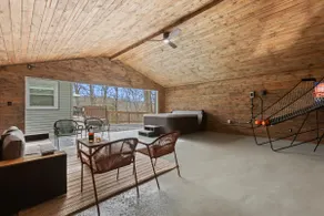 The Luxe/Secluded/Hot Tub/King Beds/Playroom - Image 2