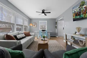 The Luxe/Secluded/Hot Tub/King Beds/Playroom - Image 3