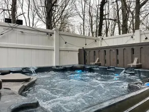 Fox Hollow Retreat | Sleeps 11 |Family Friendly - Image 2