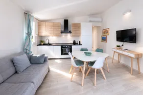 Serra di Palma - Three-room apartment with veranda overlooking the sea - Image 3