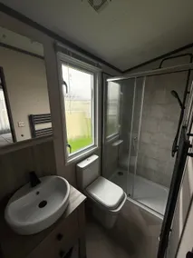 Beautiful caravan/guesthome for up to 6 people. - Image 4