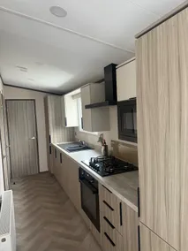 Beautiful caravan/guesthome for up to 6 people. - Image 3