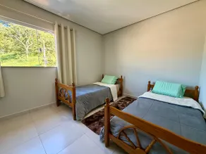 Pet-friendly house 10 min from the park - Image 3