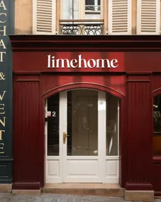 Versailles Rue du Bailliage | 1-BR Suite + Sofa Bed - Image 3