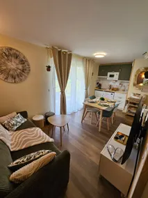 Le Trésor du Lac - Casteljaloux - Lac de Clarens - Appartement - Piscine - Parking - WIFI - Accès privée Plage - Golf - Casino - Terra Aventura - So Vélo - Image 3