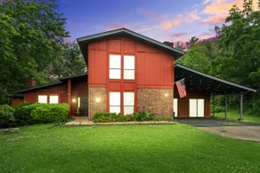 Rockstar~Indoor pool~Sleeps 10~Gameroom~Volleyball - Image 4