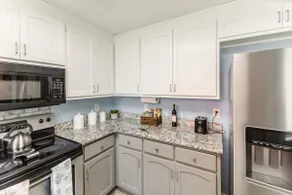 Luxury Stay - Image 4