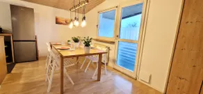 Cozy overnight stay in 3 bedrooms at the EP - Image 2