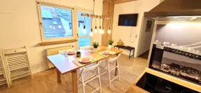 Cozy overnight stay in 3 bedrooms at the EP - Image 5