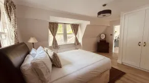 Courtyard Apartament - Image 3