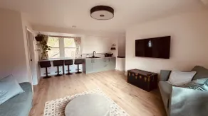 Courtyard Apartament - Image 5