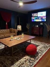 Hidden Lounge | 4BR, 2 Kitchens & Pond Views - Image 2